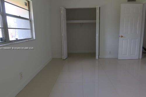 LAUDERHILL MANOR - Residential Lease