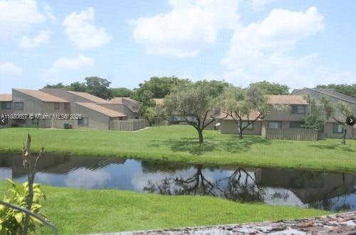 LAUDERHILL MANOR - Residential Lease