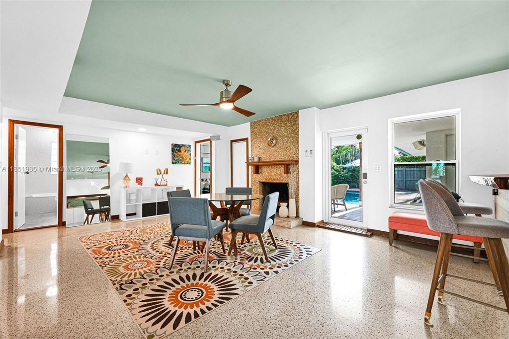 Photo of 808 NE 16th Ave #808, Fort Lauderdale, FL 33304 (MLS # A11851885)