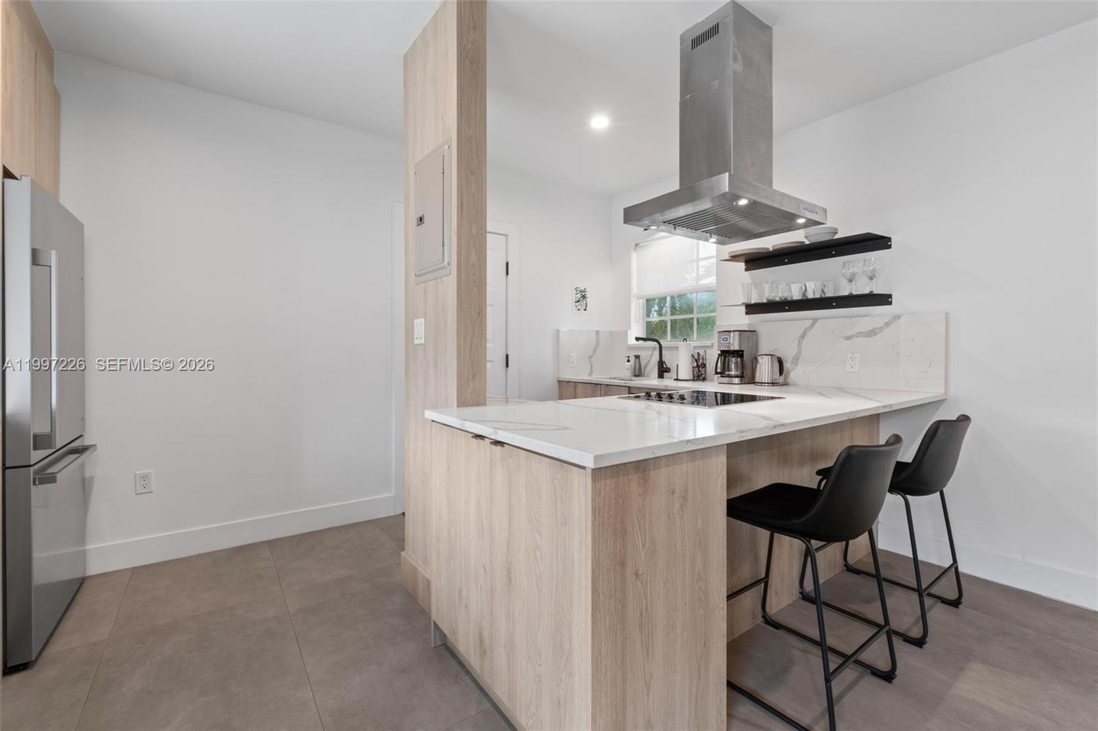 THE SQUARE AT 62ND ST COND - Residential