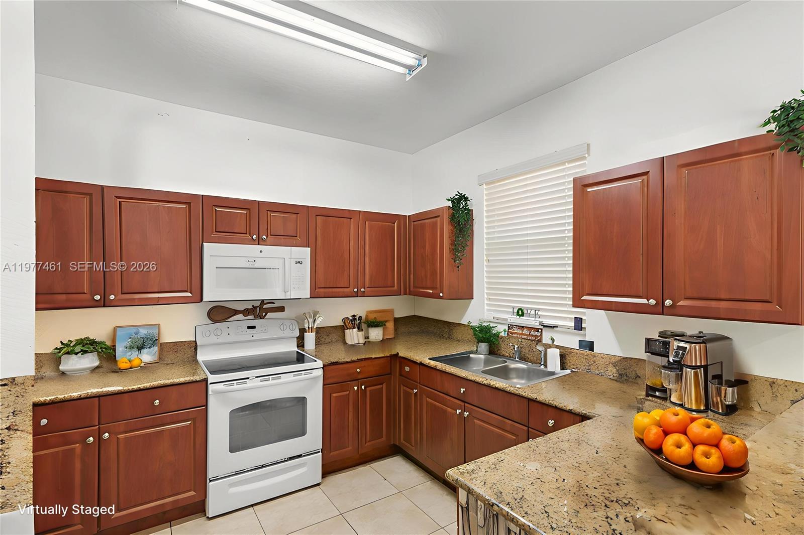 COURTS AT TUSCANY WEST - Residential