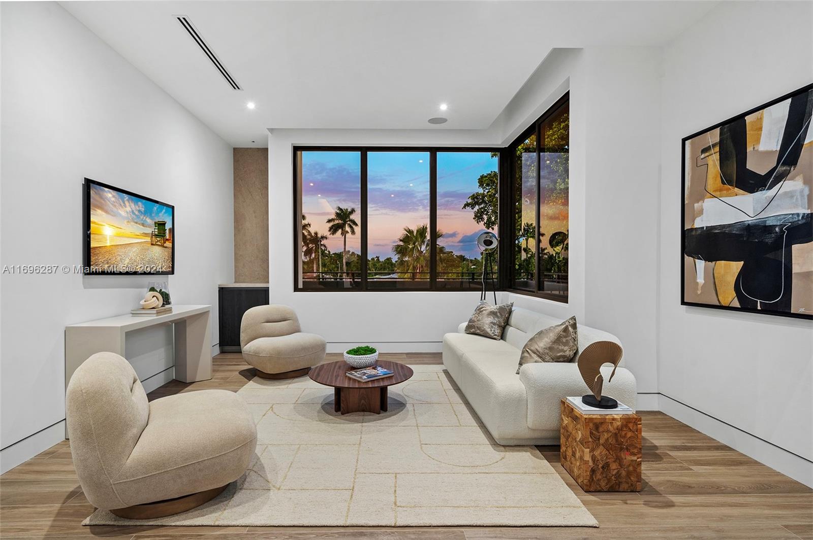 GREYKNOLL ESTATES - Residential