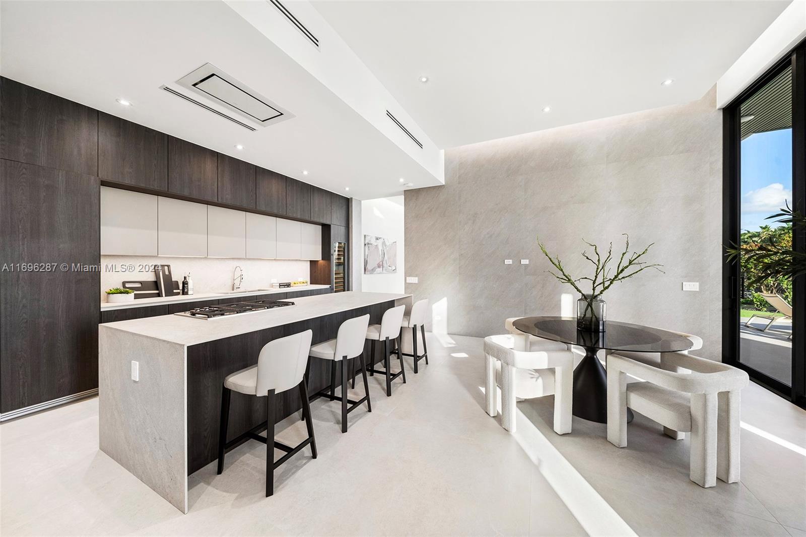 GREYKNOLL ESTATES - Residential