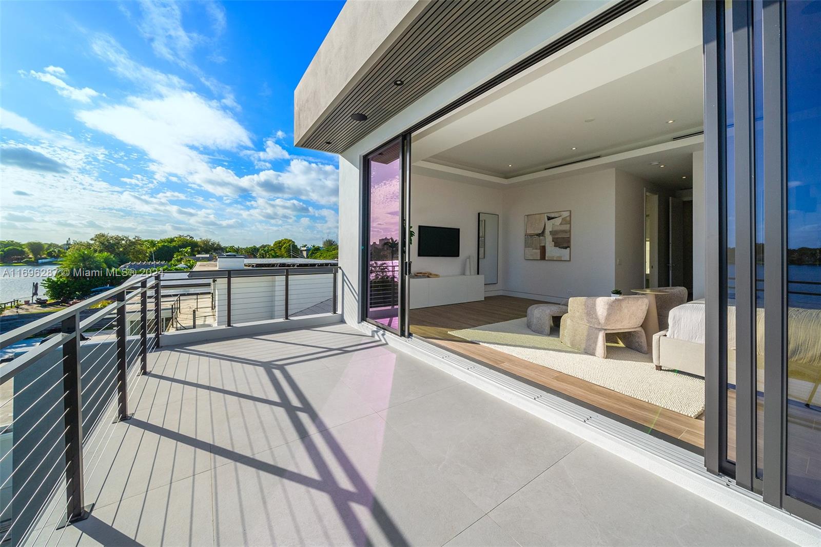 GREYKNOLL ESTATES - Residential