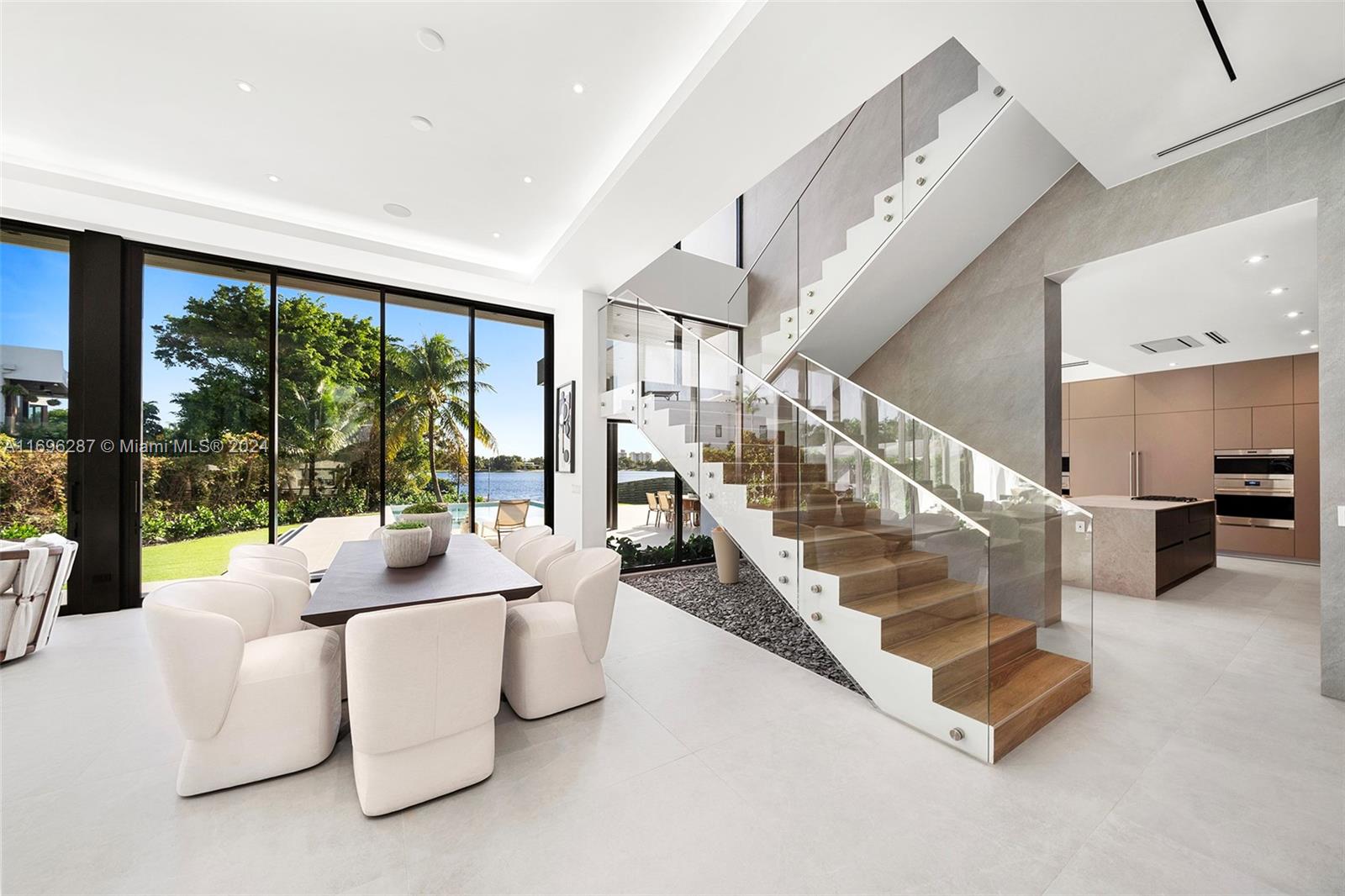 GREYKNOLL ESTATES - Residential