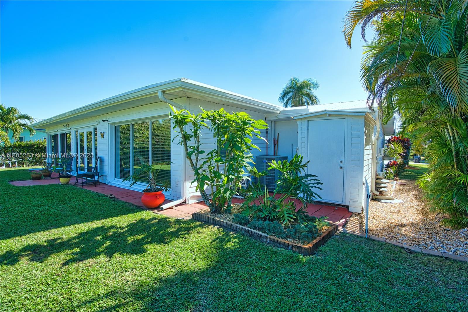 PALMETTO HARBOR - Residential