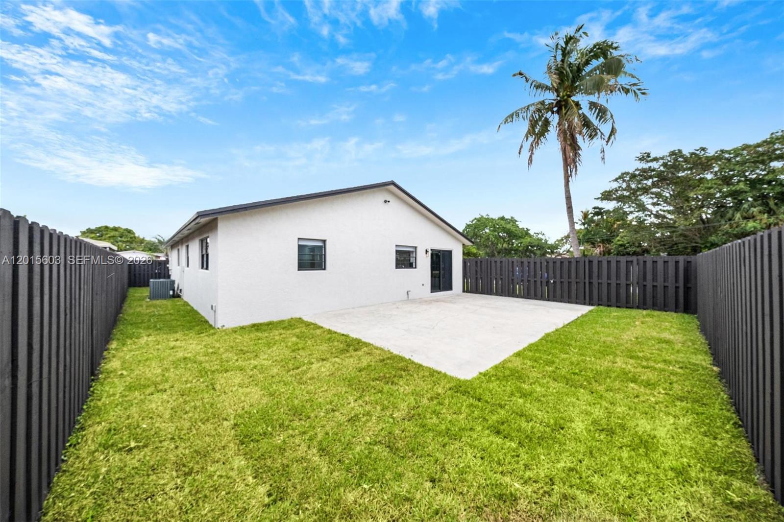 HOLLYWOOD ISLES ADD - Residential