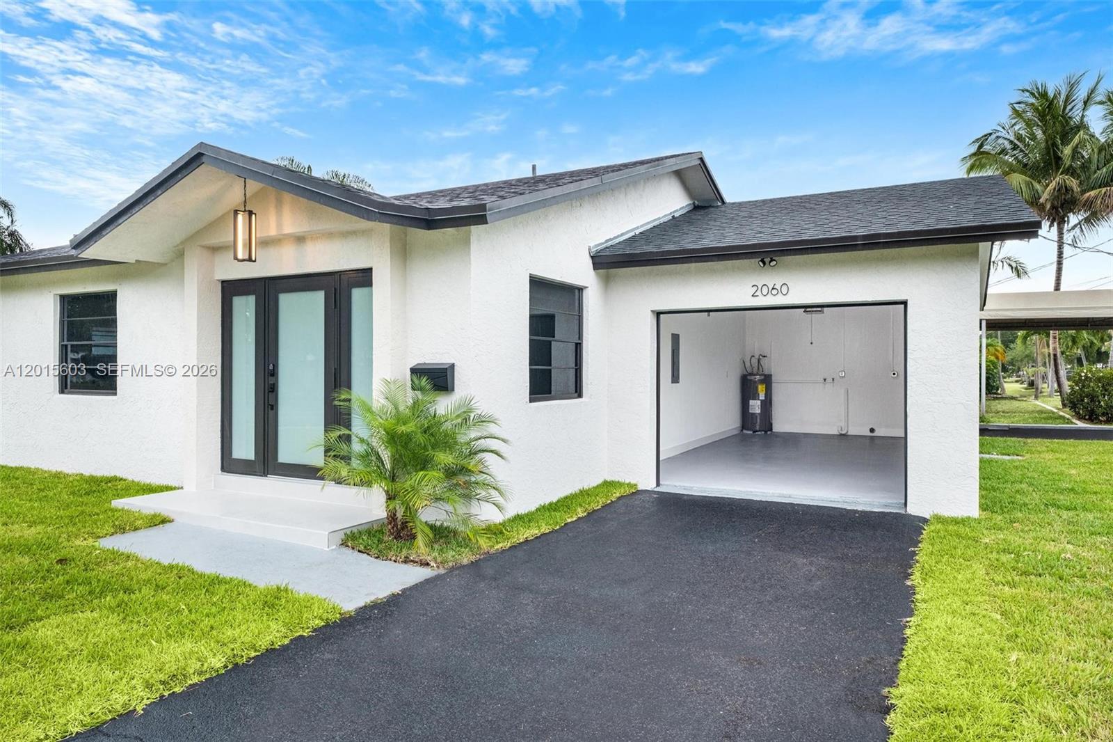 HOLLYWOOD ISLES ADD - Residential