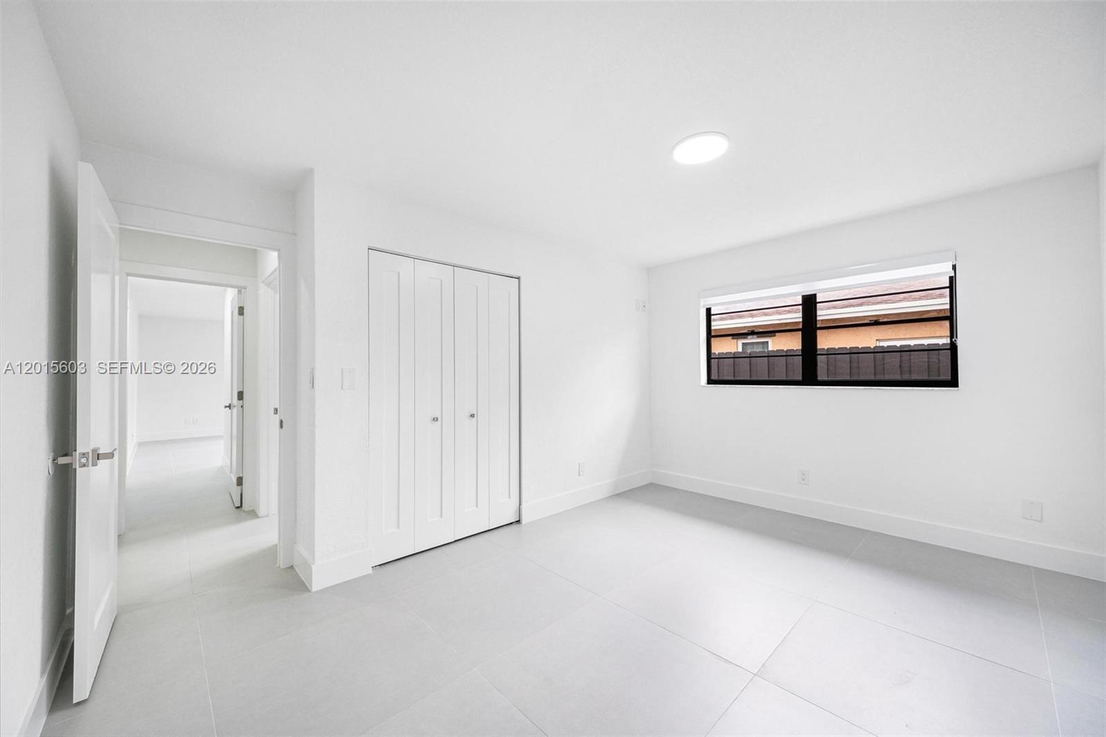 HOLLYWOOD ISLES ADD - Residential