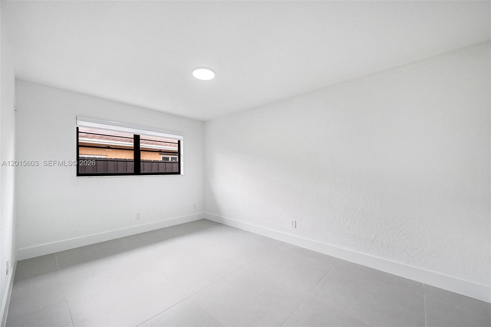 HOLLYWOOD ISLES ADD - Residential