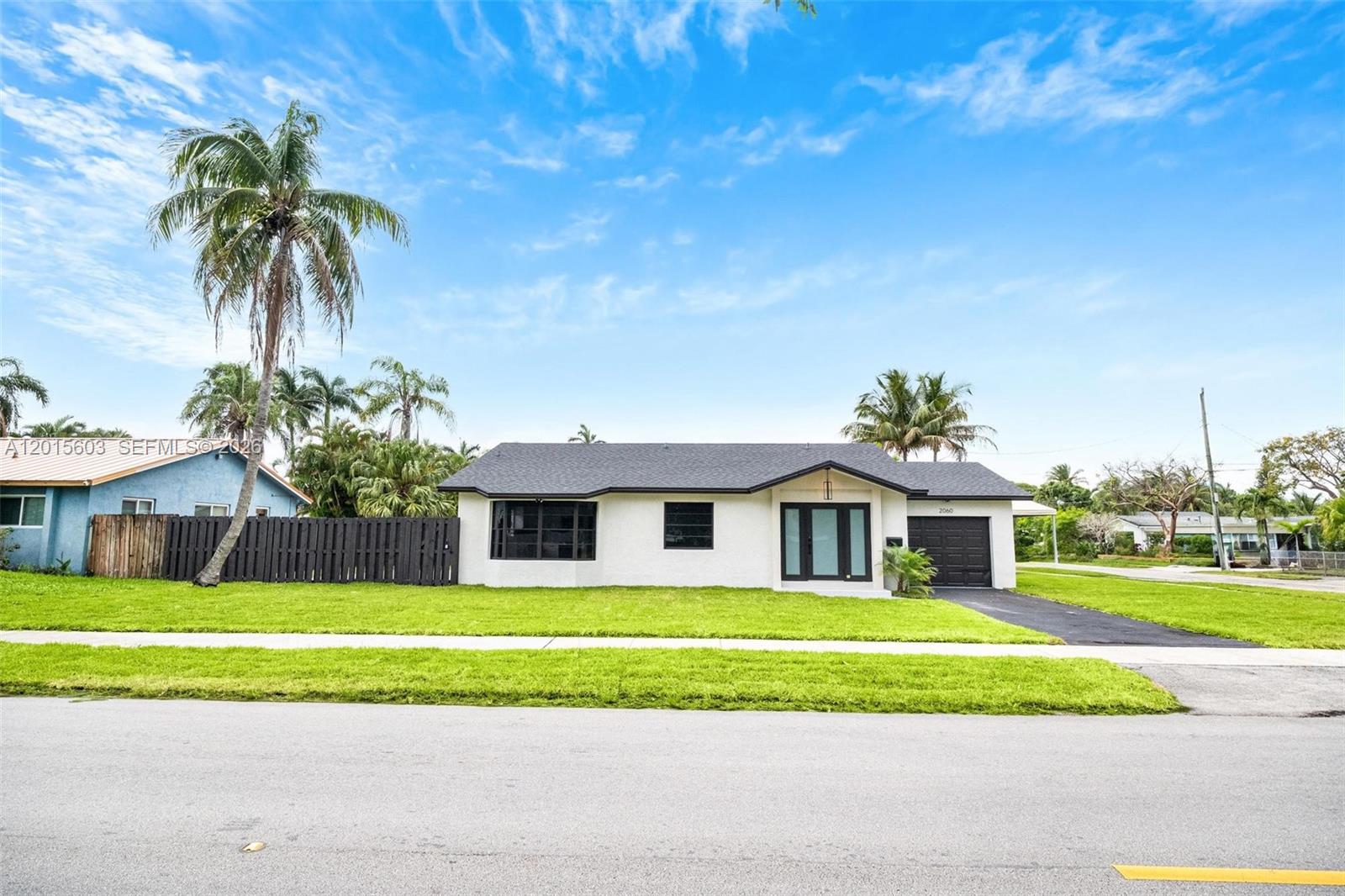 HOLLYWOOD ISLES ADD - Residential