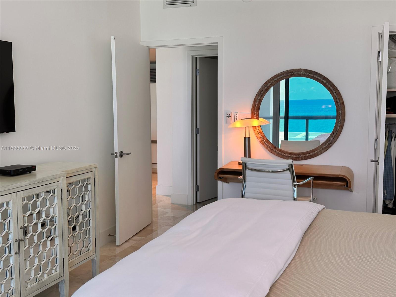 6799 Collins Ave 804