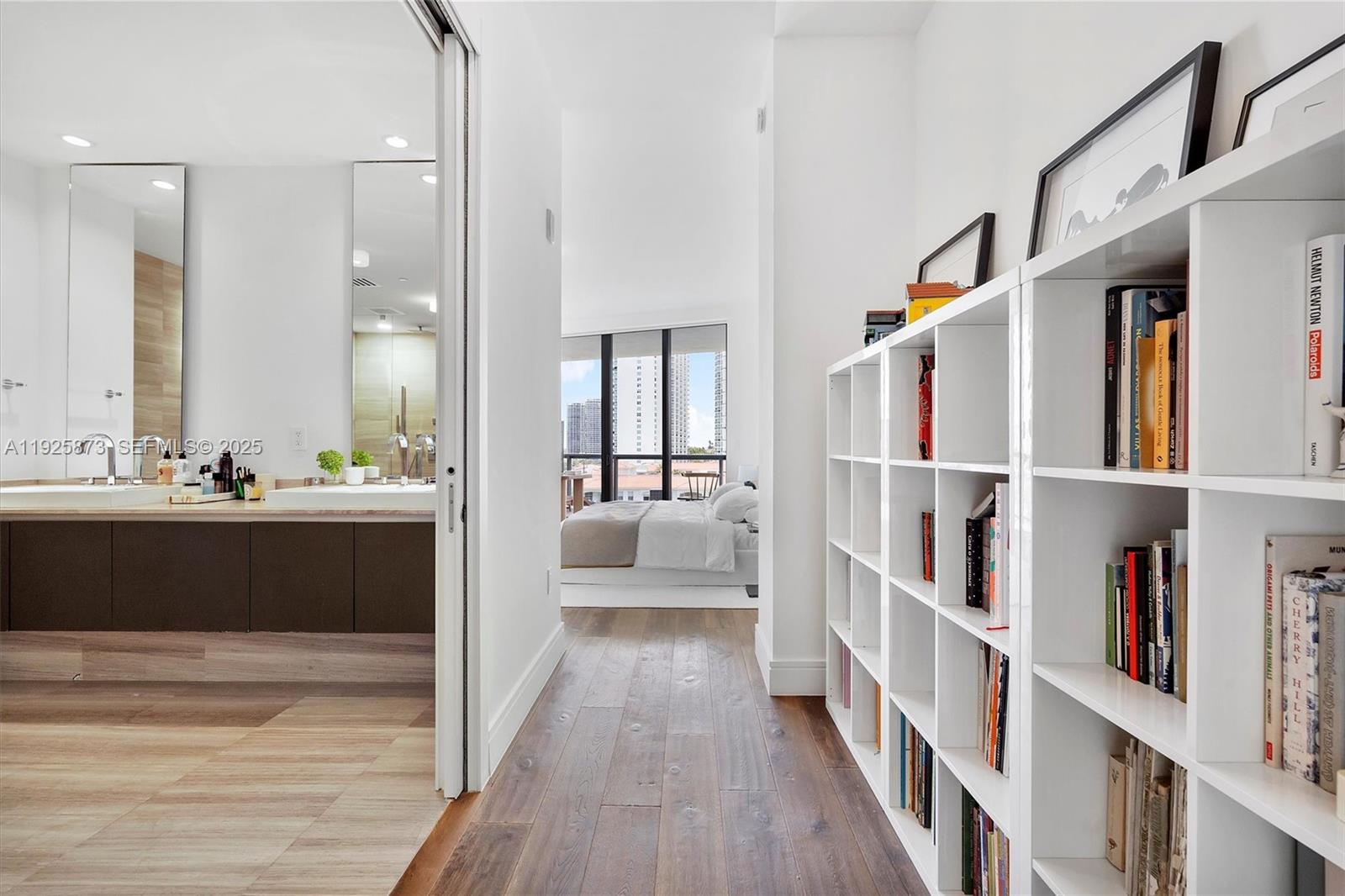 ECHO CONDO - Residential