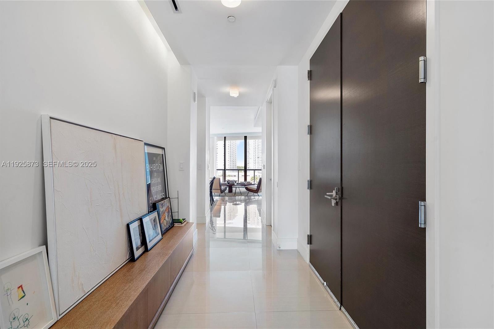 ECHO CONDO - Residential