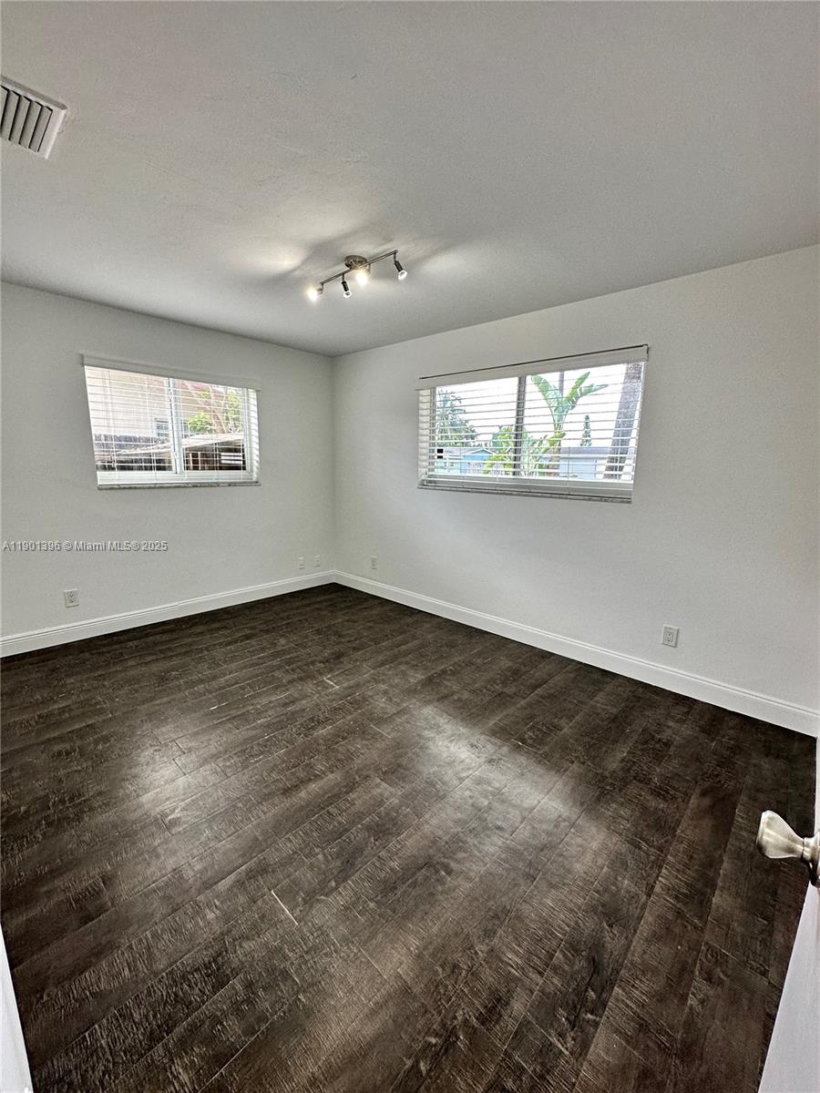 SWAY SHORES - Residential Lease