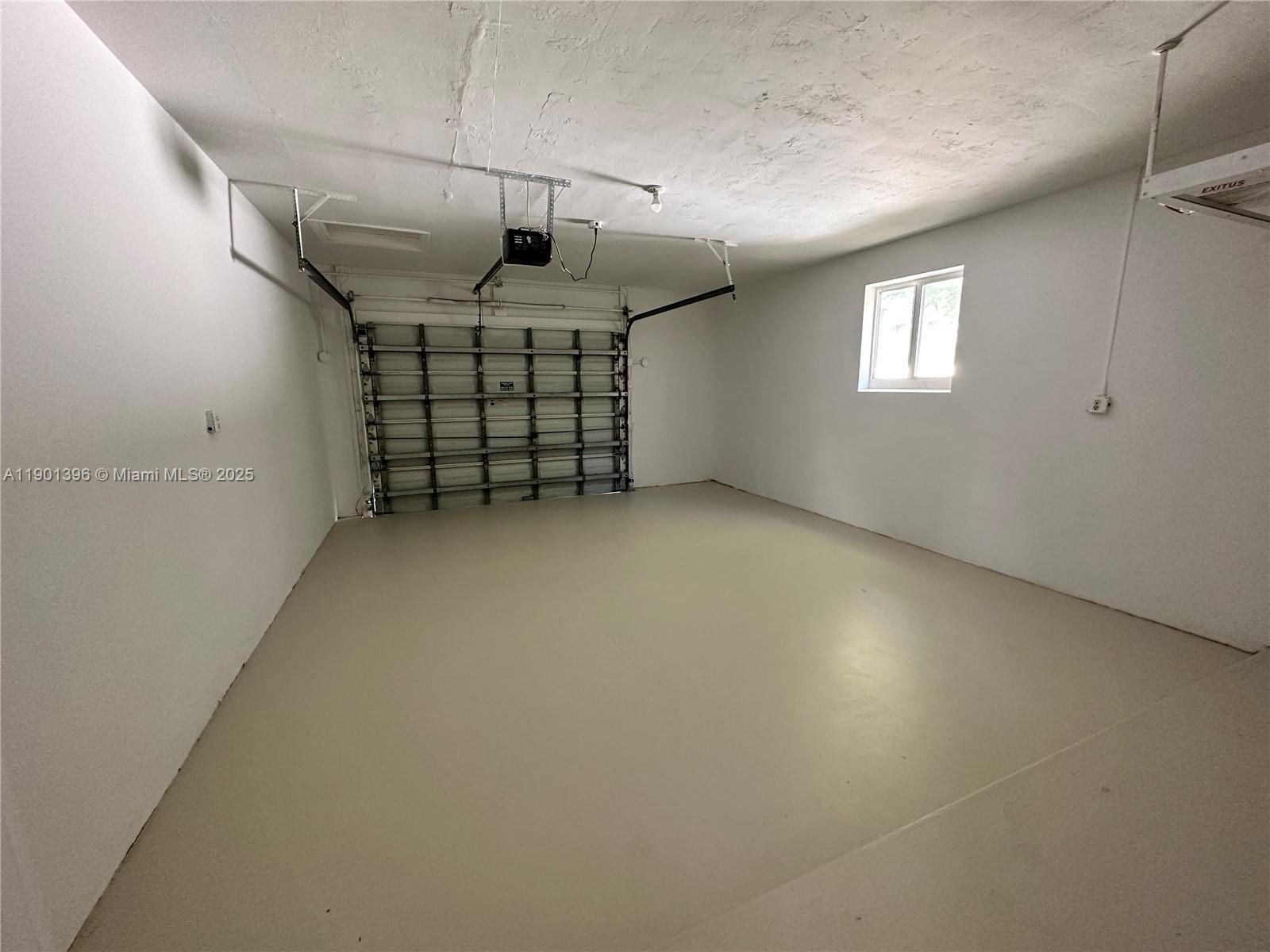 SWAY SHORES - Residential Lease