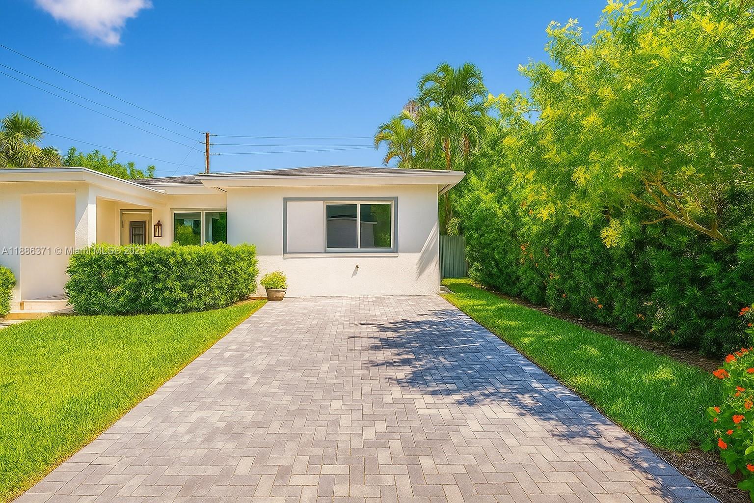 TREASURE ISLAND - Residential