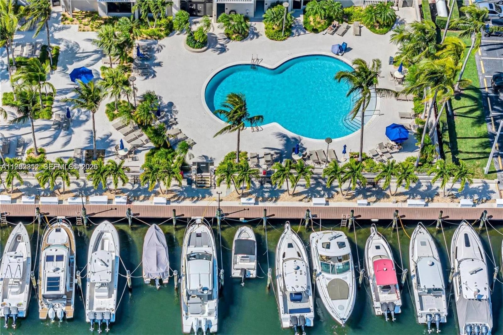 GABLES WATERWAY TOWERS CO - Residential