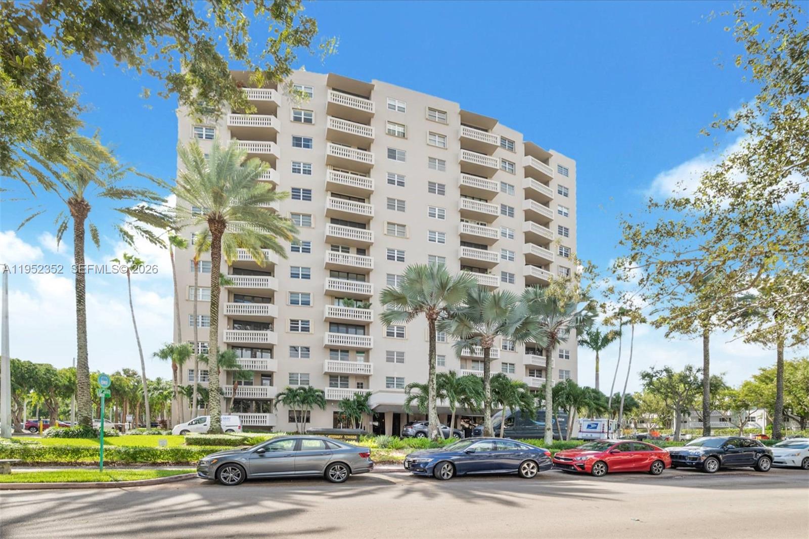 GABLES WATERWAY TOWERS CO - Residential
