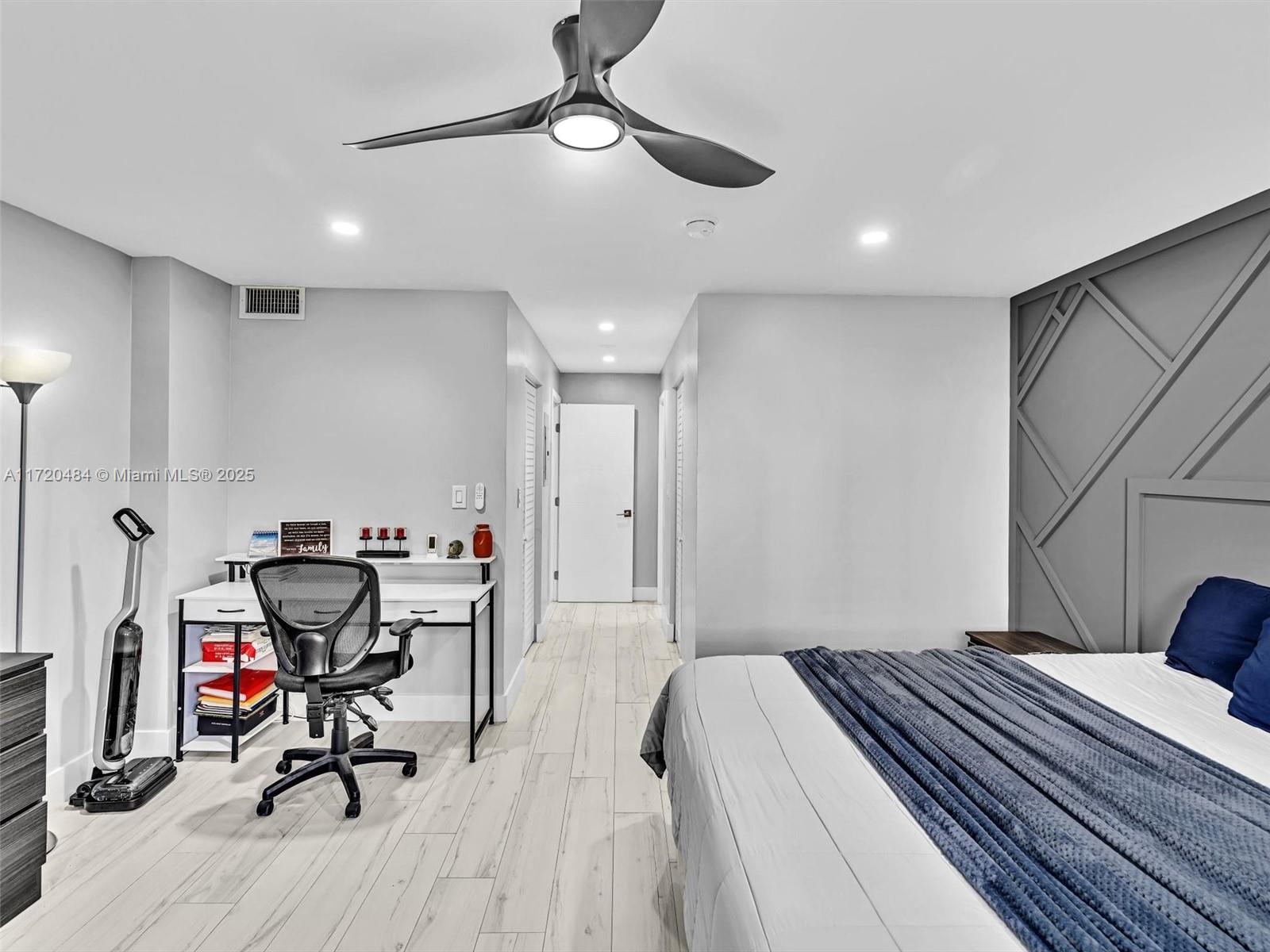 MEADOWBROOK TOWERS CONDO - Residential