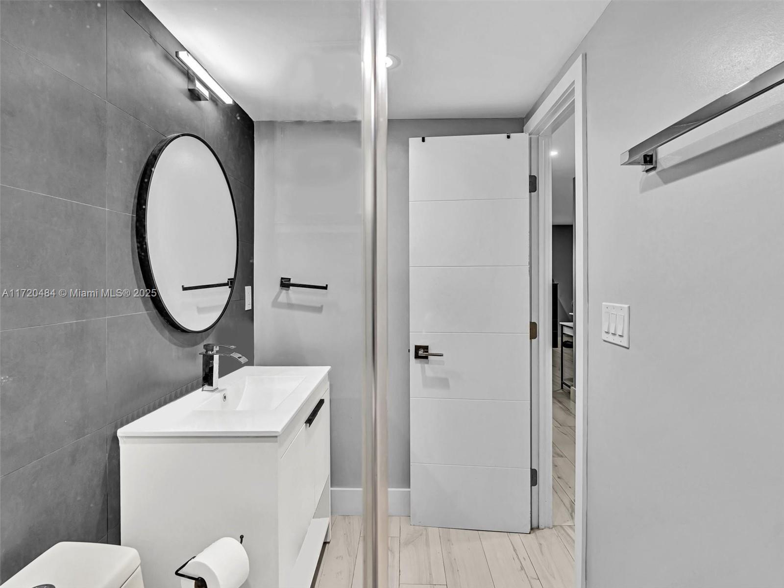 MEADOWBROOK TOWERS CONDO - Residential