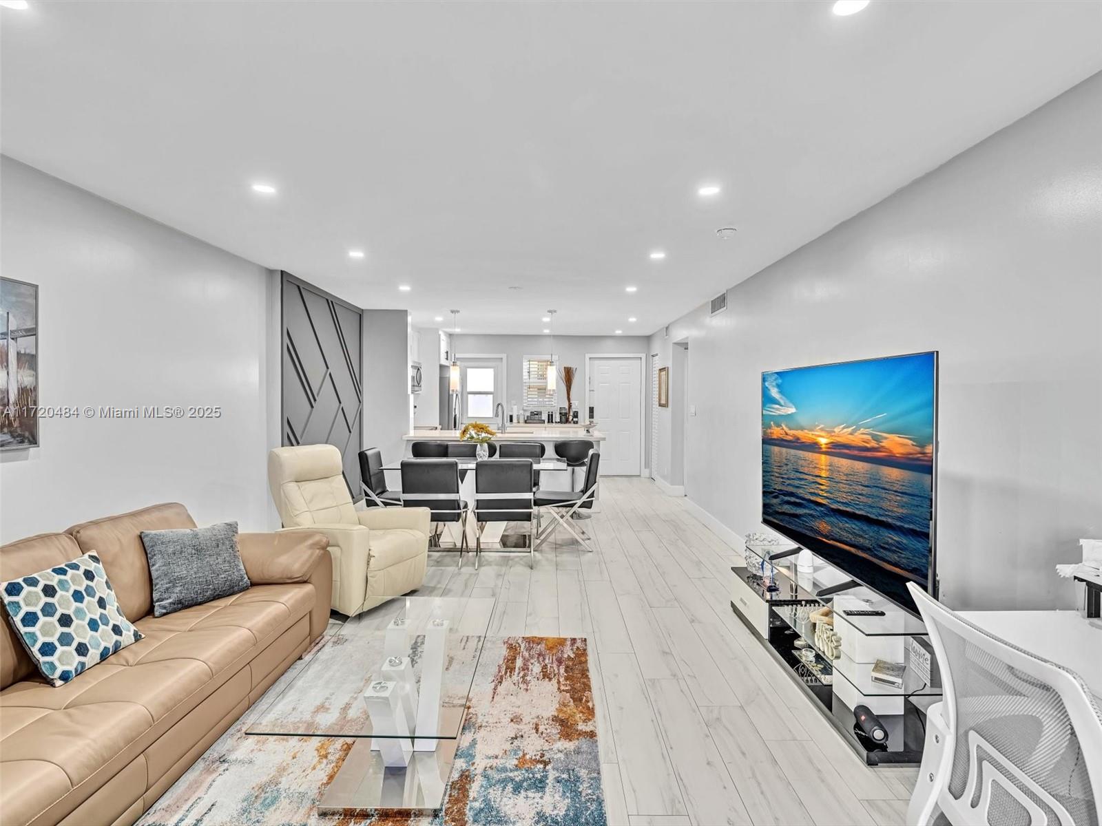 MEADOWBROOK TOWERS CONDO - Residential