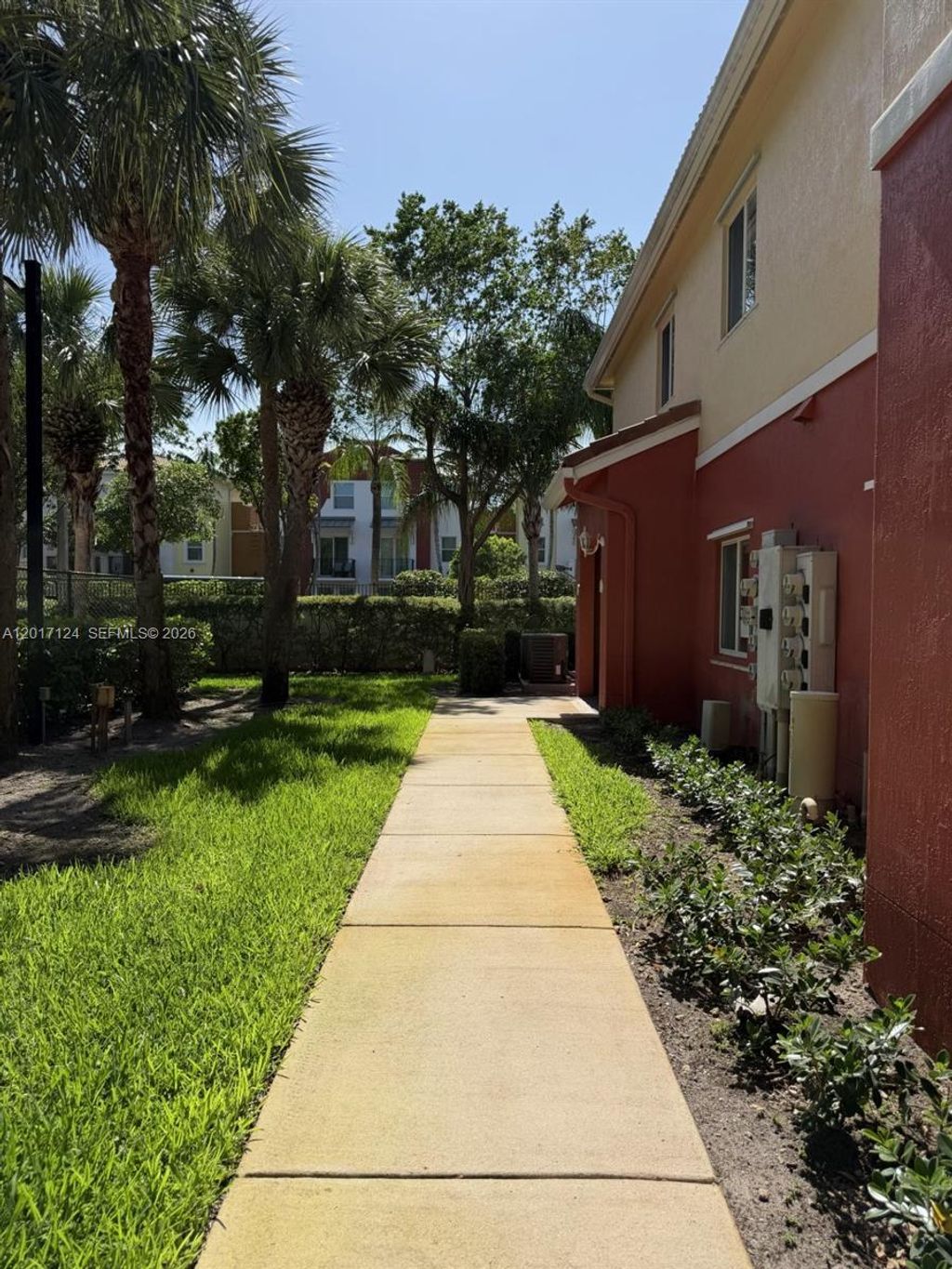 Photo of 3335 Palomino Dr #311-3, Davie, FL 33024 (MLS # A12017124)
