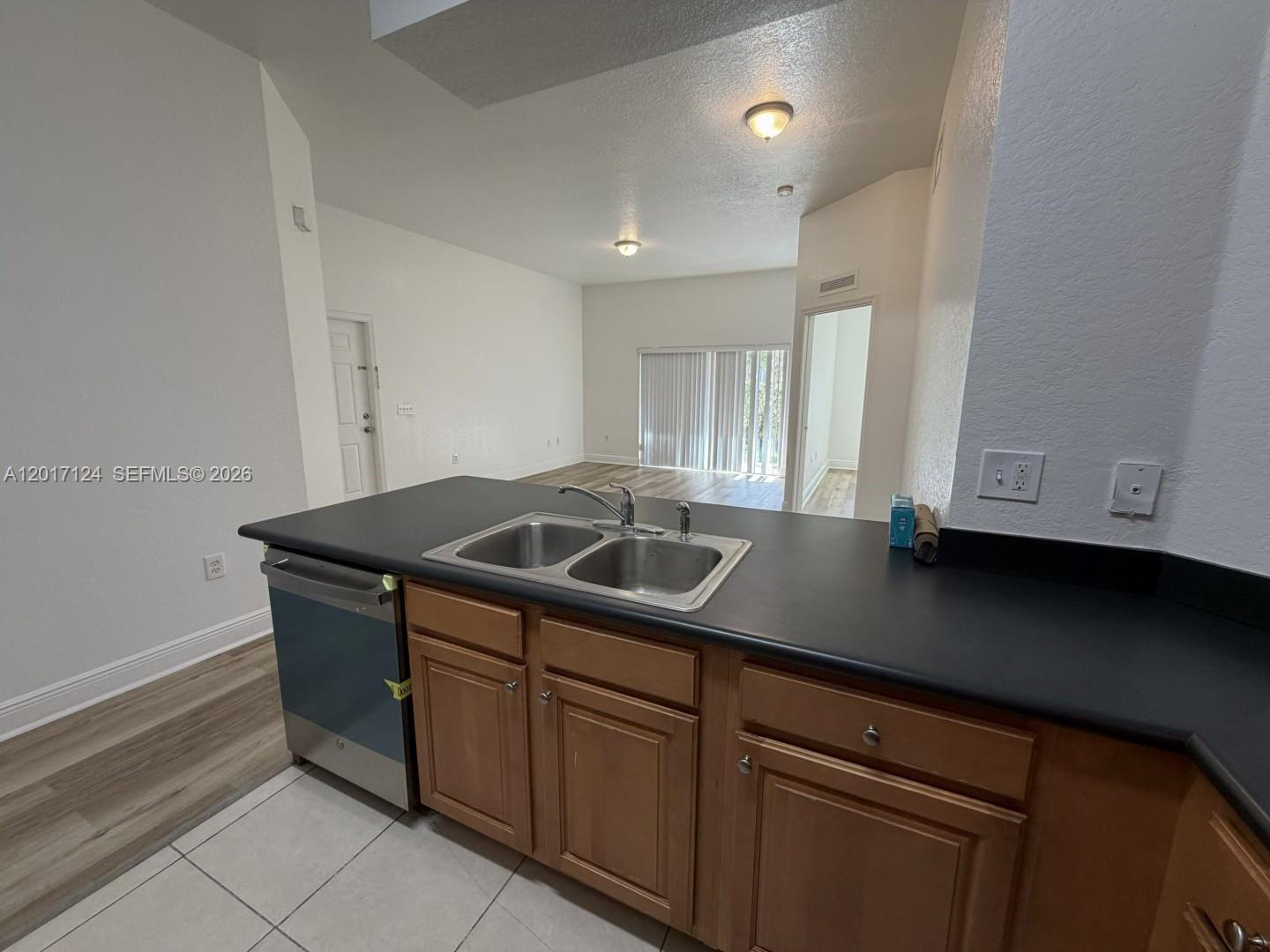 VILLAS OF PALOMINO CONDO - Residential Lease