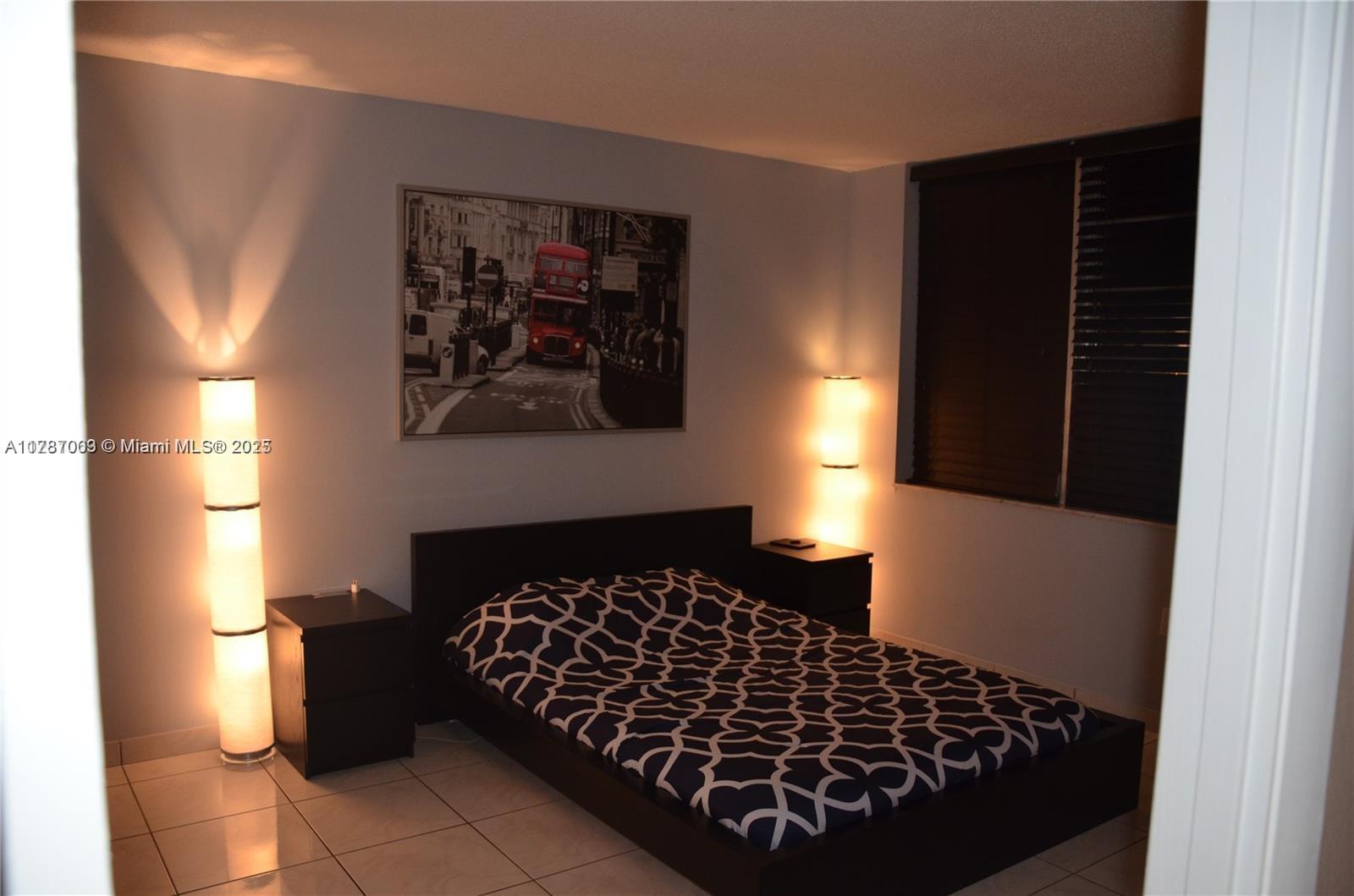 Property for Sale at 1780 Ne 191st St 806-2, Miami, Broward County, Florida - Bedrooms: 1 
Bathrooms: 1  - $144,000
