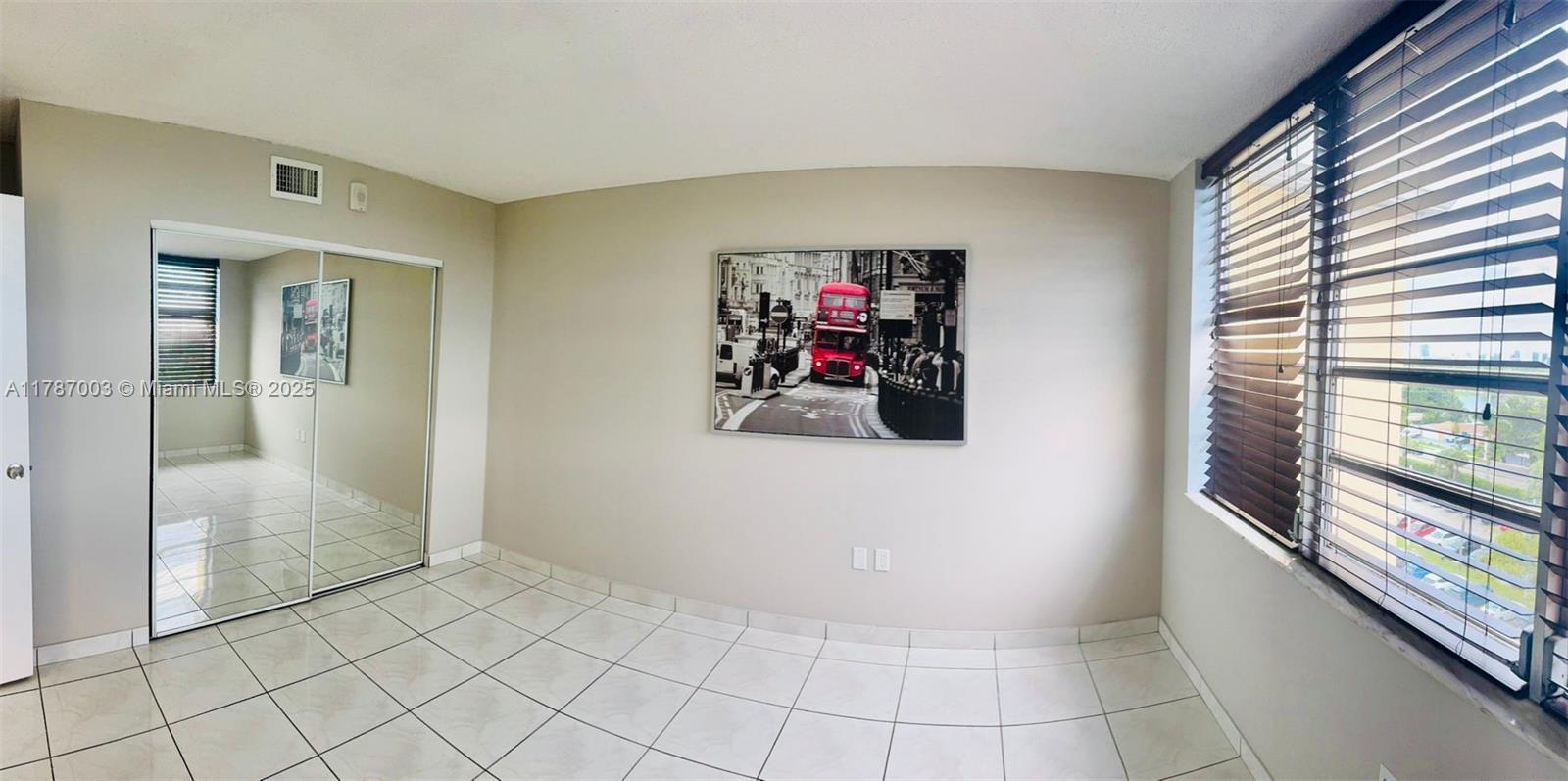 JADE WINDS GROUP - - Residential