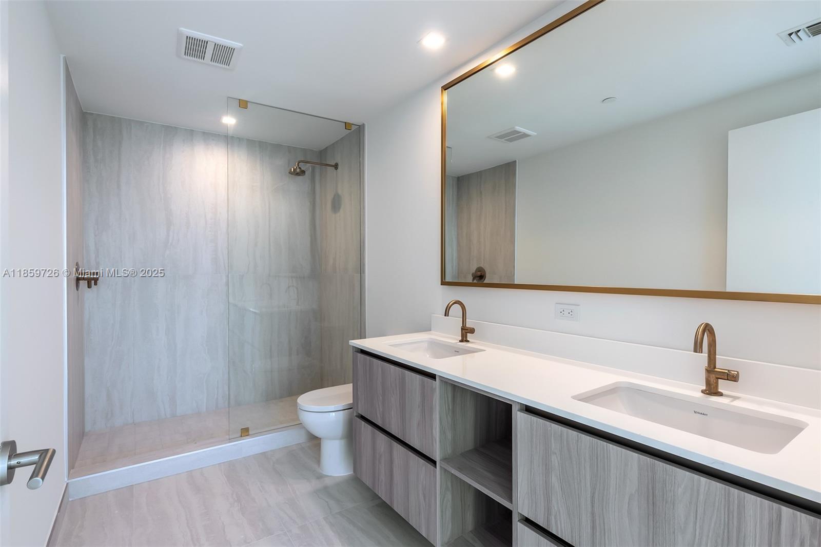 Viceroy Brickell - Residential