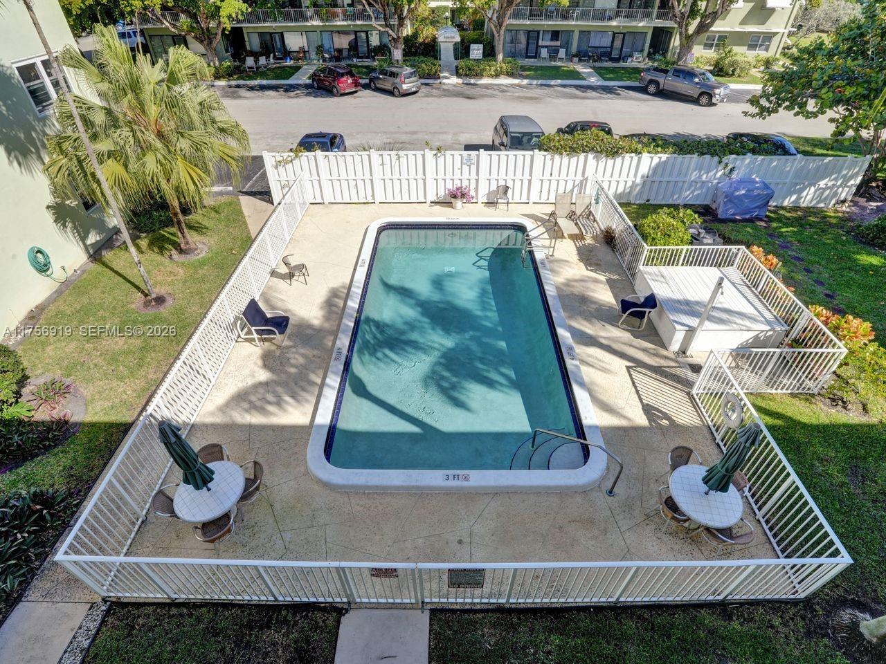 GATEWAY ARMS CONDO - Residential