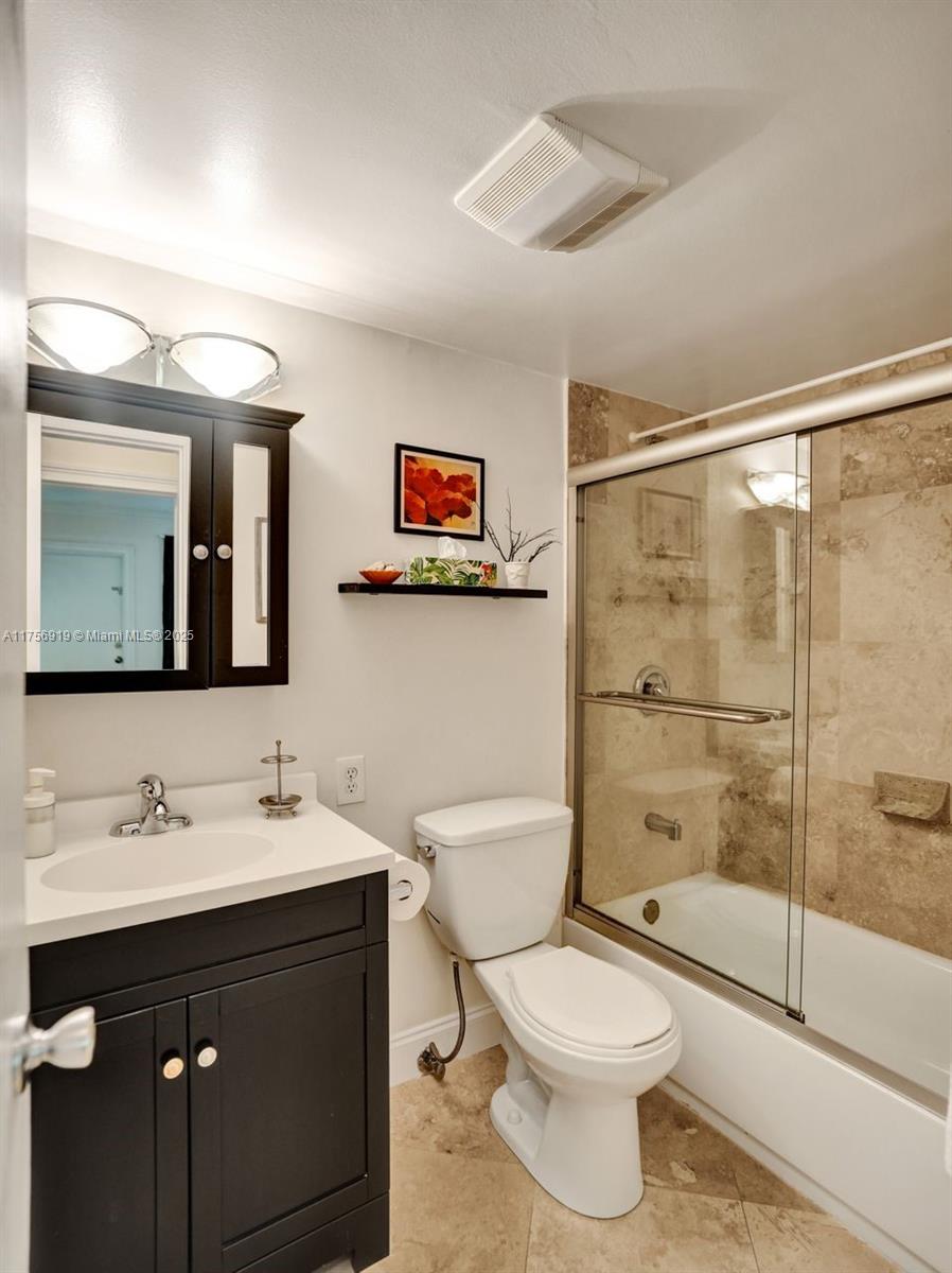 GATEWAY ARMS CONDO - Residential