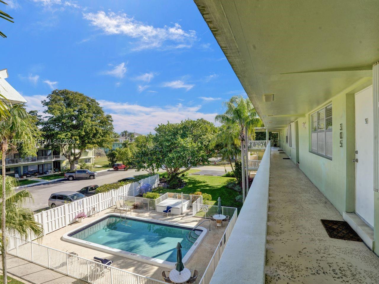 GATEWAY ARMS CONDO - Residential