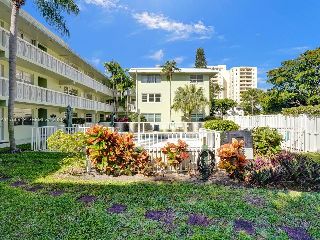 GATEWAY ARMS CONDO - Residential