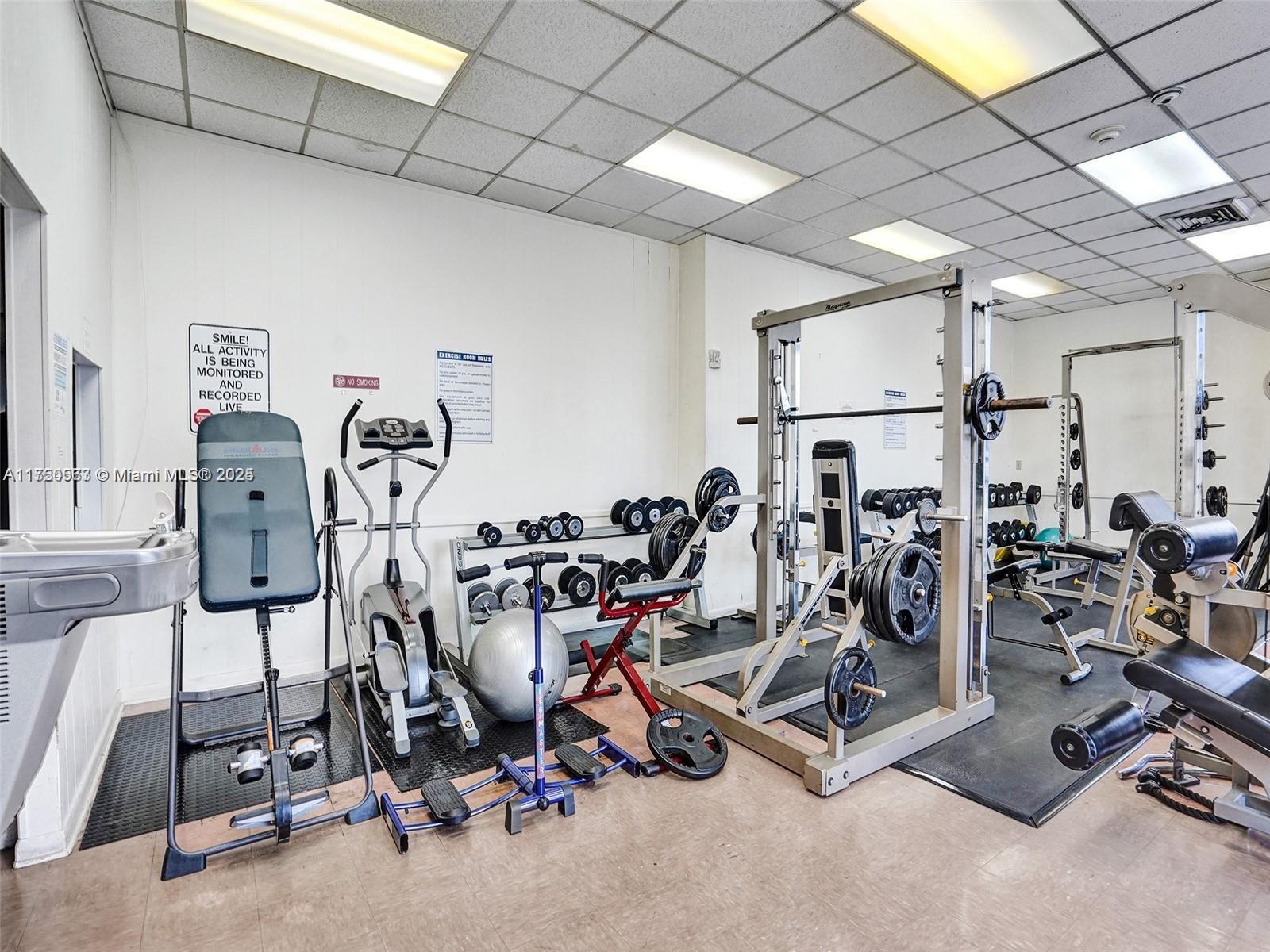 IMPERIAL TOWERS CONDO - Residential