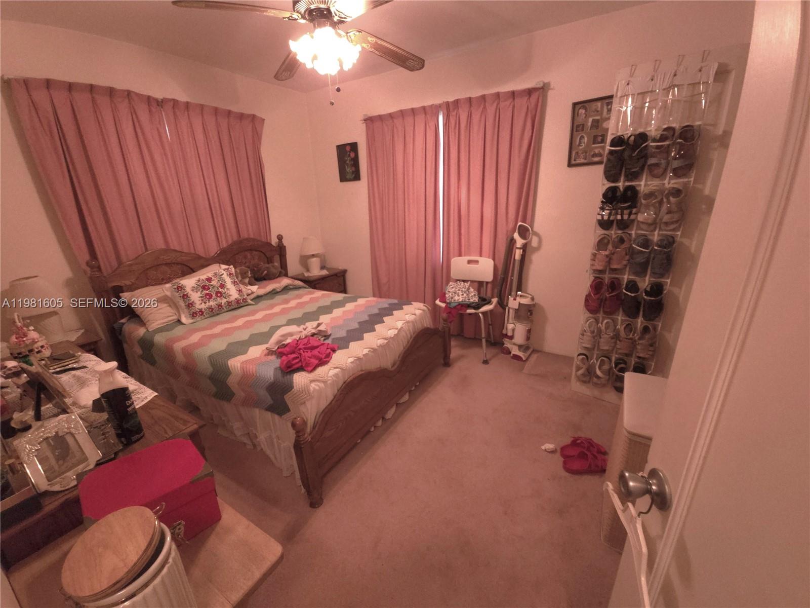 FRANK ADD TO HOLLYWOOD - Residential