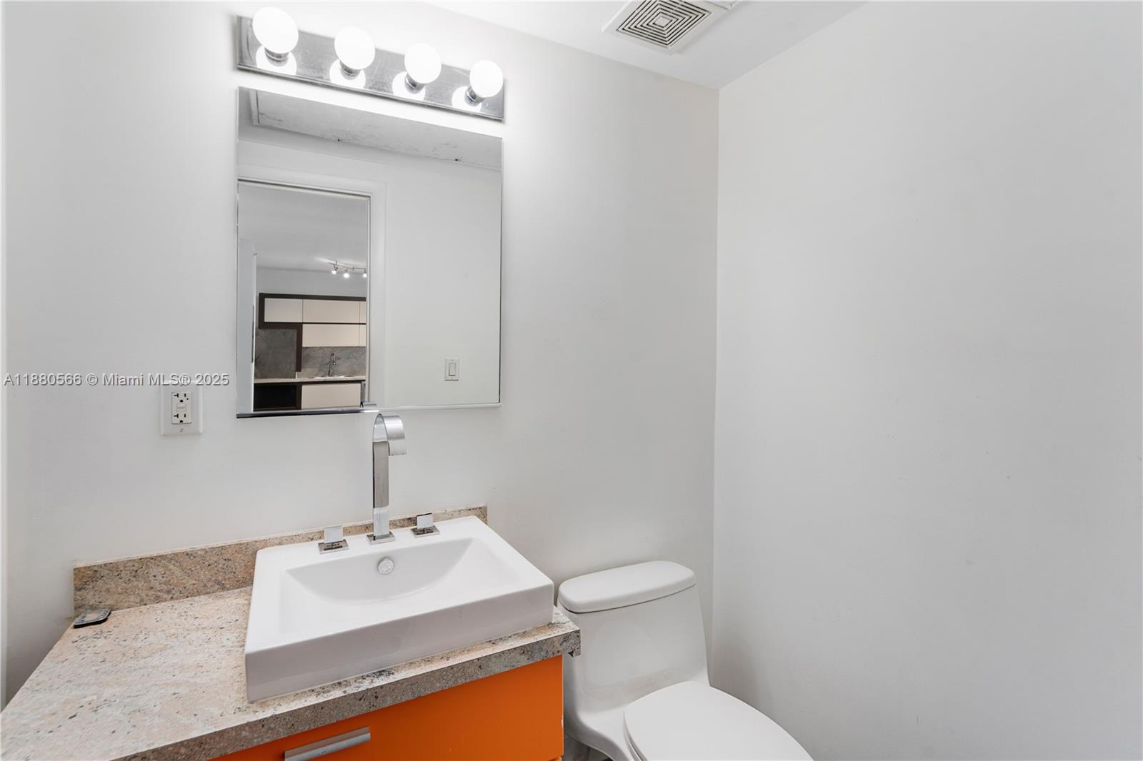 ARTECITY GOVERNOR CONDO - Residential Lease