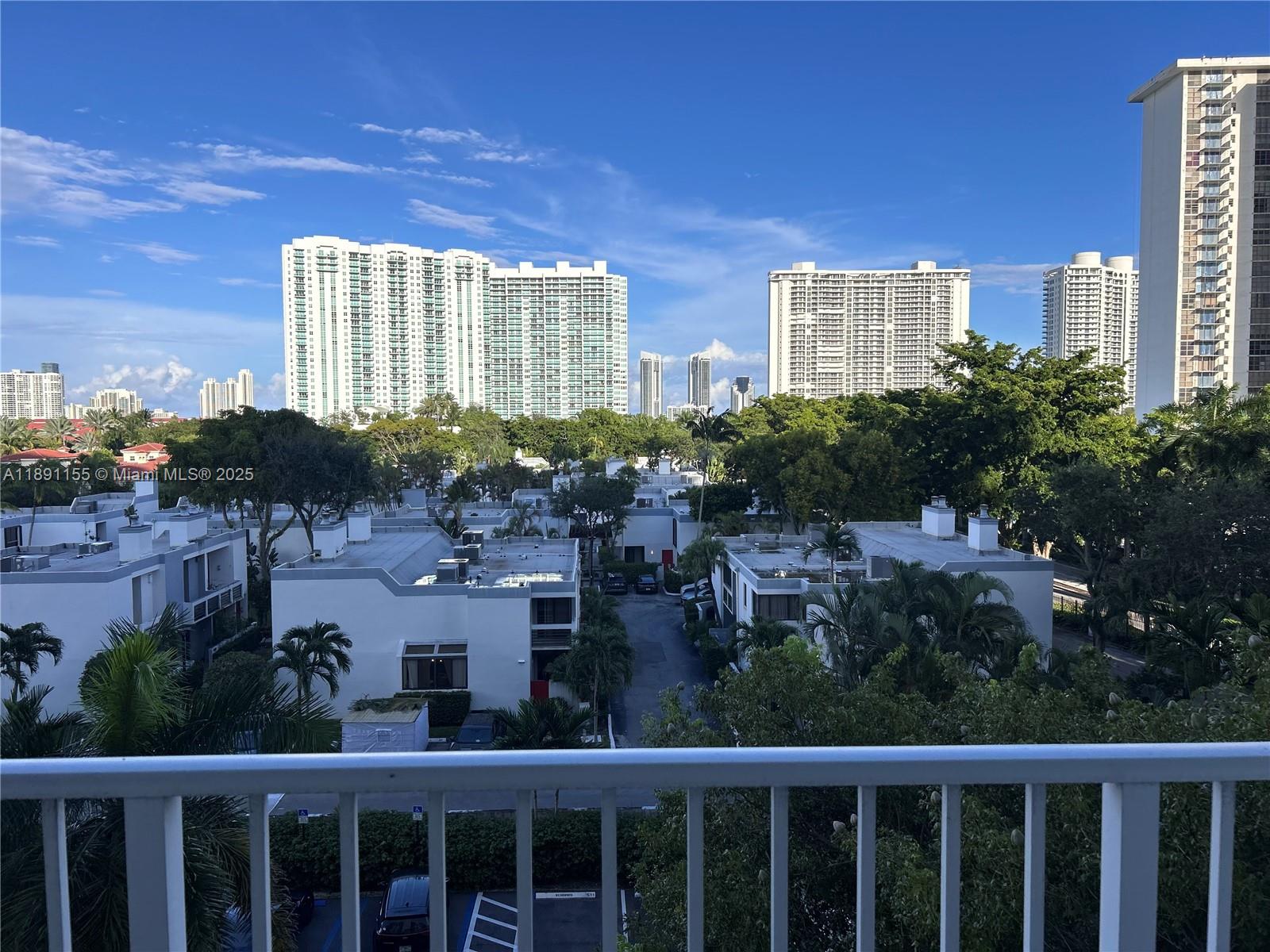 ADMIRALS PORT CONDO WEST - Residential