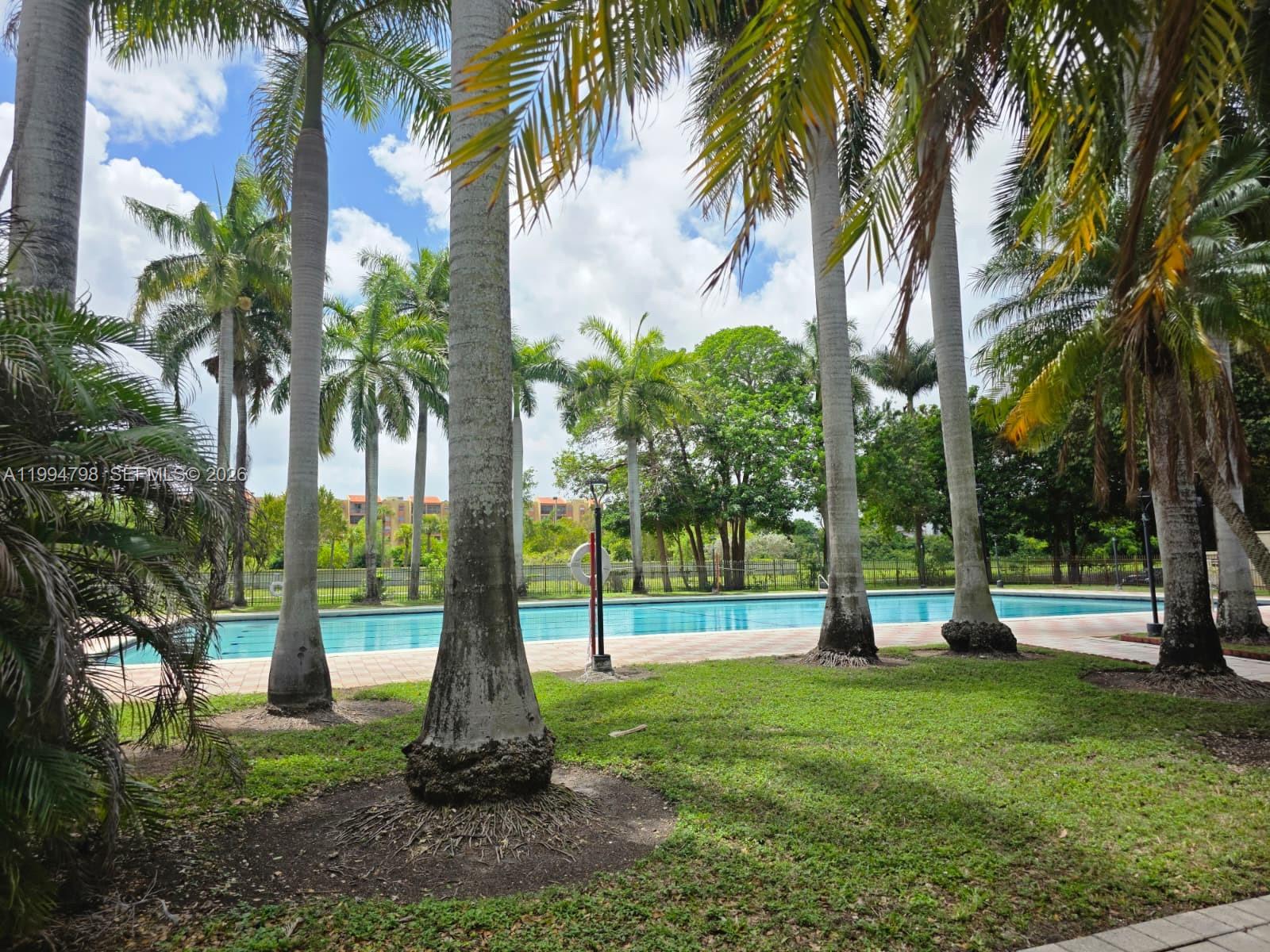 THE FOUNTAINS AT FONTAINE - Residential