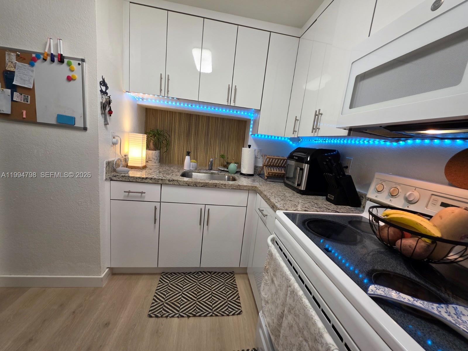 THE FOUNTAINS AT FONTAINE - Residential