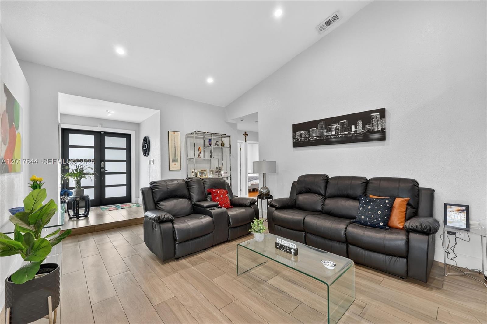 WESTWIND LAKES SEC 6 - Residential