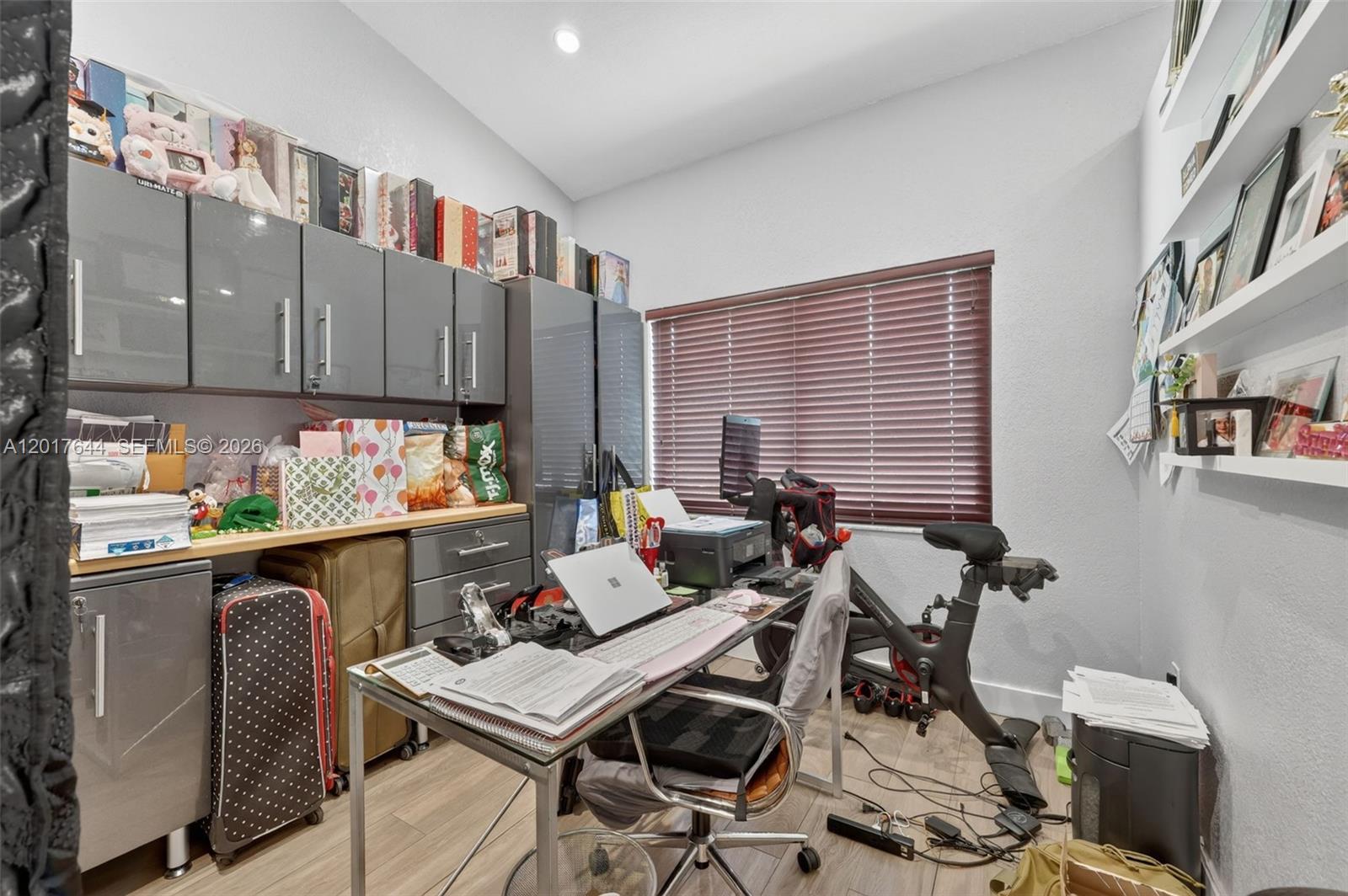 WESTWIND LAKES SEC 6 - Residential
