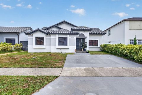 Photo of 15613 SW 63rd Ter, Miami, FL 33193 (MLS # A12017644)