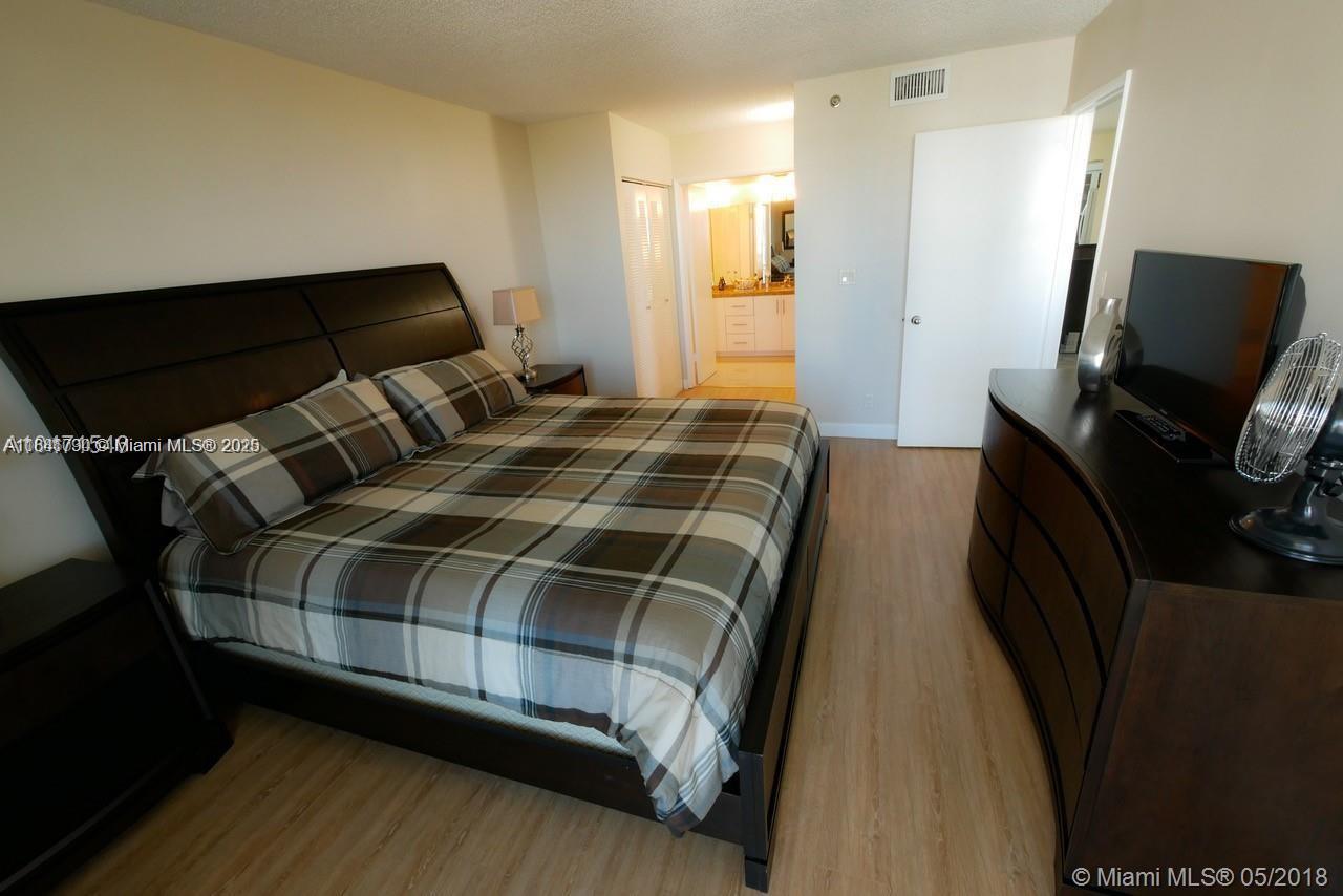 PARC CENTRAL AVENTURA EAS - Residential