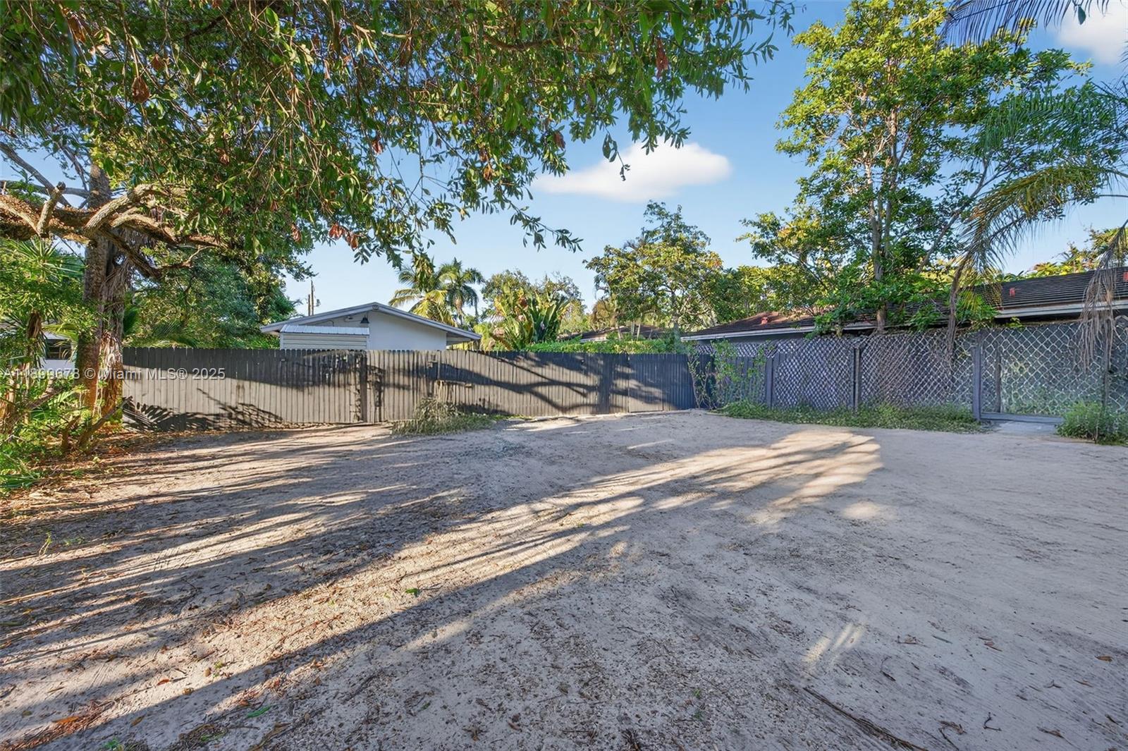 WAVERLY PLACE - Residential Income