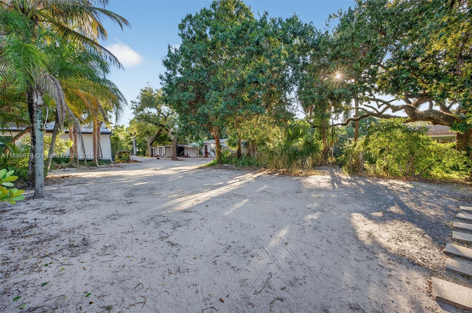 WAVERLY PLACE - Residential Income