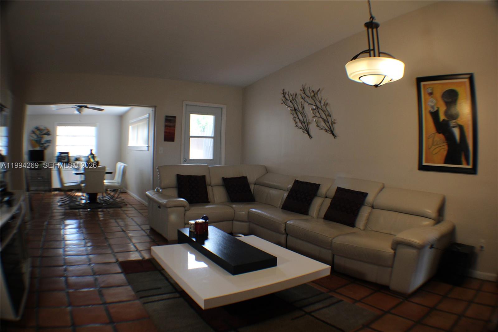 DEVON-AIRE VILLAS SEC 3 - Residential