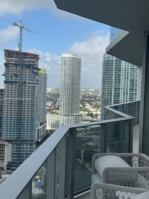 VICEROY BRICKELL - Residential