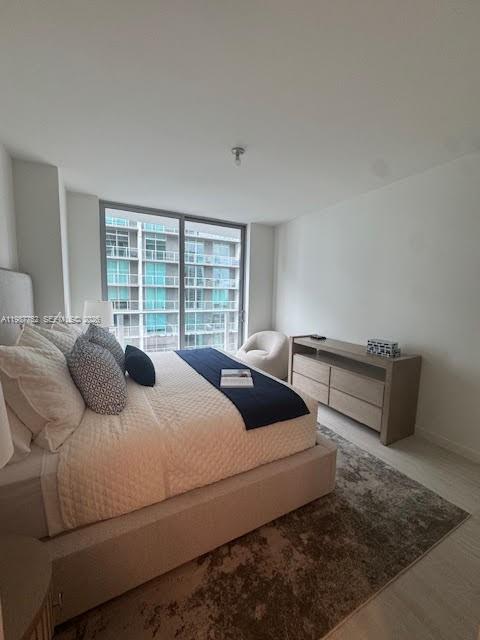 VICEROY BRICKELL - Residential